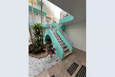 326 Wilson St #105, Hollywood, FL 33019 - Photo 4