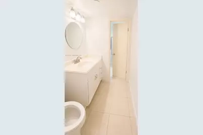 900 Saint Charles Pl #520, Pembroke Pines, FL 33026 - Photo 10