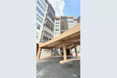 900 Saint Charles Pl #520, Pembroke Pines, FL 33026 - Photo 1