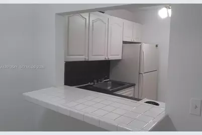 1441 Lincoln Rd #414, Miami Beach, FL 33139 - Photo 2