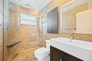 829 NW 99th Ave, Plantation, FL 33324 - Photo 20