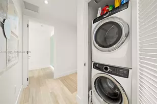 1451 Brickell Ave, Miami, FL 33131 - Photo 20