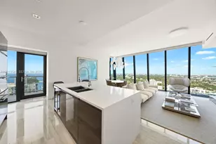 1451 Brickell Ave, Miami, FL 33131 - Photo 2
