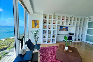 601 NE 36th St, Miami, FL 33137 - Photo 10