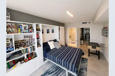 17111 Biscayne Blvd #1610, North Miami Beach, FL 33160 - Photo 4