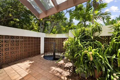 142 San Souci Dr, Coral Gables, FL 33133 - Photo 20