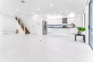 20919 NW 1st Dr, Pembroke Pines, FL 33029 - Photo 8