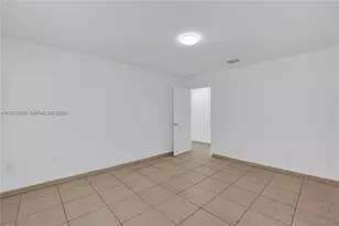 2747 SW 17th St, Miami, FL 33145 - Photo 18