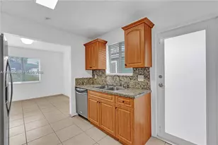 2747 SW 17th St, Miami, FL 33145 - Photo 10
