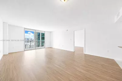 1200 Brickell Bay Dr #3122, Miami, FL 33131 - Photo 10