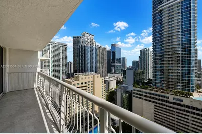 1200 Brickell Bay Dr #3122, Miami, FL 33131 - Photo 2