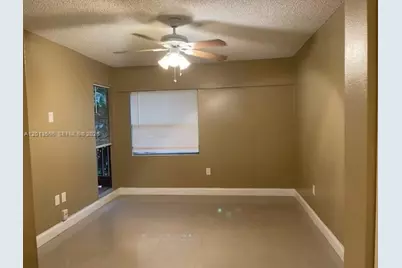 526 SW 113th Way #526, Pembroke Pines, FL 33025 - Photo 6
