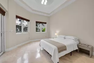 19900 E Country Club Dr, Aventura, FL 33180 - Photo 8