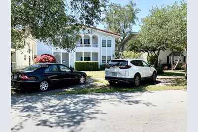 517 Menendez Ave #-, Coral Gables, FL 33146 - Photo 24