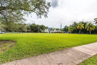 517 Menendez Ave #-, Coral Gables, FL 33146 - Photo 40