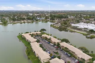 5501 Lakeside Dr, Margate, FL 33063 - Photo 30
