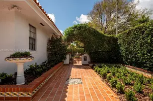 1550 S Greenway Dr, Coral Gables, FL 33134 - Photo 50