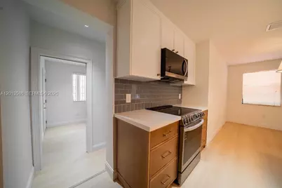 1550 S Greenway Dr, Coral Gables, FL 33134 - Photo 12