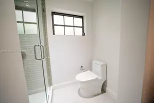 1550 S Greenway Dr, Coral Gables, FL 33134 - Photo 28