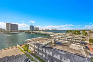 2016 Bay Dr, Miami Beach, FL 33141 - Photo 20