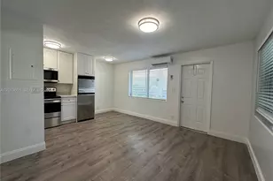 4246 Sea Grape Dr, Lauderdale by the Sea, FL 33308 - Photo 4