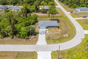 6069 S Moss Cir, Labelle, FL 33935 - Photo 32