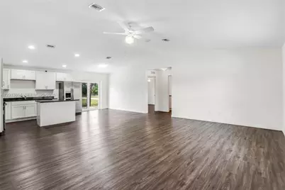 6069 S Moss Cir, Labelle, FL 33935 - Photo 4