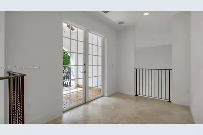16763 NW 77th Path, Miami Lakes, FL 33016 - Photo 26