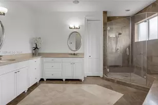 16763 NW 77th Path, Miami Lakes, FL 33016 - Photo 14