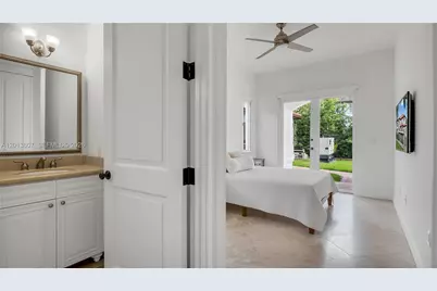 16763 NW 77th Path, Miami Lakes, FL 33016 - Photo 24