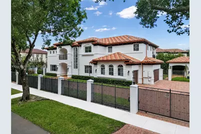 16763 NW 77th Path, Miami Lakes, FL 33016 - Photo 1