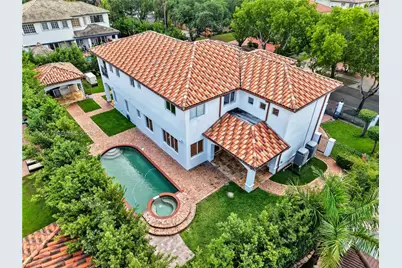 16763 NW 77th Path, Miami Lakes, FL 33016 - Photo 10