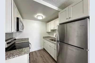 2325 Arthur St #2, Hollywood, FL 33020 - Photo 8