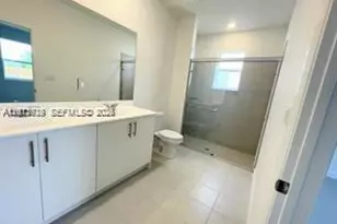 863 SE 26th Ter, Homestead, FL 33035 - Photo 18