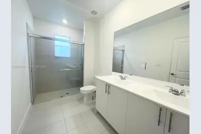 863 SE 26th Ter #0, Homestead, FL 33035 - Photo 12