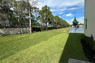 4665 Meyerson Pl, Lake Worth, FL 33463 - Photo 6