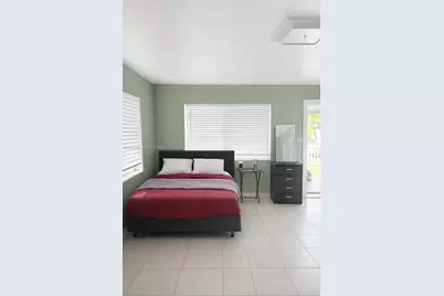 1001 NE 10th St #1, Hallandale Beach, FL 33009 - Photo 6