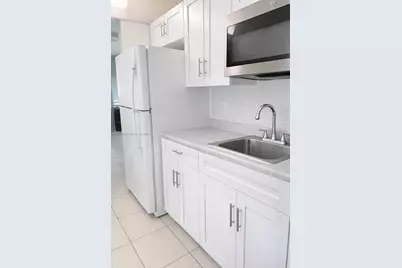 1001 NE 10th St #1, Hallandale Beach, FL 33009 - Photo 4