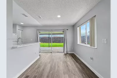16831 SW 139th Pl, Miami, FL 33177 - Photo 2