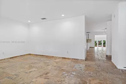 8745 SW 182nd Ter, Palmetto Bay, FL 33157 - Photo 10