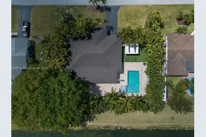 8745 SW 182nd Ter, Palmetto Bay, FL 33157 - Photo 4