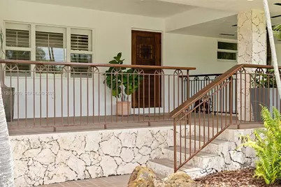 8745 SW 182nd Ter, Palmetto Bay, FL 33157 - Photo 8