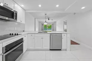100 Edgewater Dr, Coral Gables, FL 33133 - Photo 6