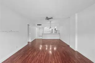 100 Edgewater Dr, Coral Gables, FL 33133 - Photo 12