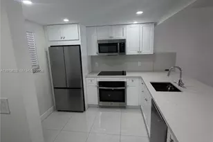 100 Edgewater Dr, Coral Gables, FL 33133 - Photo 16
