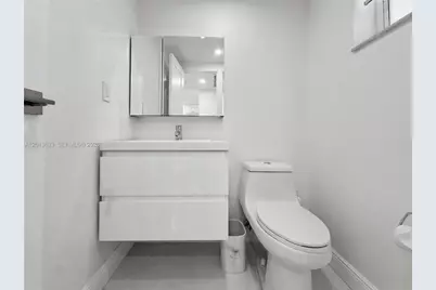 100 Edgewater Dr #204, Coral Gables, FL 33133 - Photo 4