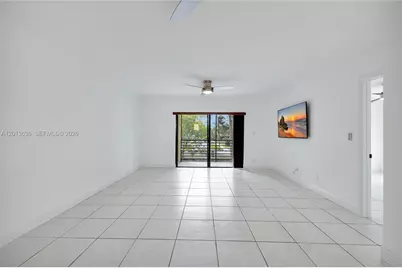 126 S Cypress Rd #729, Pompano Beach, FL 33060 - Photo 2
