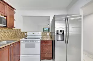 126 S Cypress Rd, Pompano Beach, FL 33060 - Photo 16