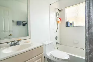 5662 NW 112th Ct, Doral, FL 33178 - Photo 26
