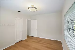 2460 SW 24th St, Miami, FL 33145 - Photo 18